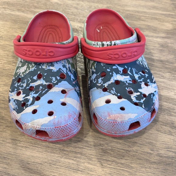 crocs - Picture 2 of 3